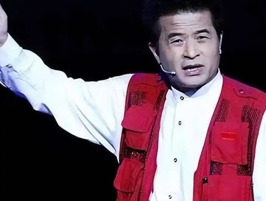 毕福剑家族背景曝光与央视封杀事件_央视主持人毕福剑酒局唱戏贬低毛主席_毕福剑调侃《智取威虎山》