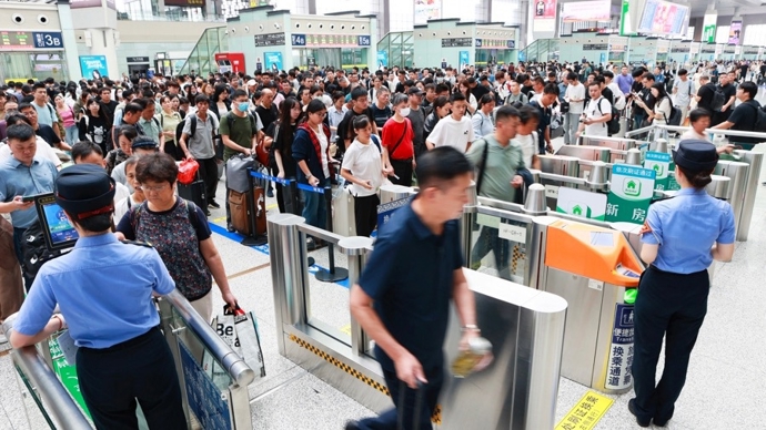 长三角第一批游客已经出发！国庆中秋假期预计发送旅客4250万人次
