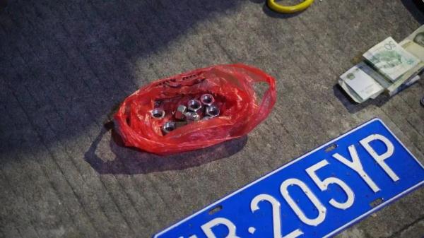 宝安沙井碰瓷_高速公路碰瓷 防范碰瓷套路 高速公路交通安全