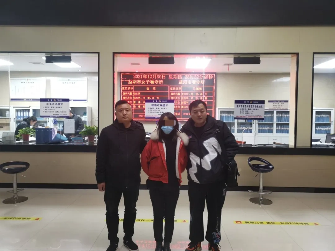 PS伪造印章案件_伪造国家机关印章案_户口本ps会被发现吗