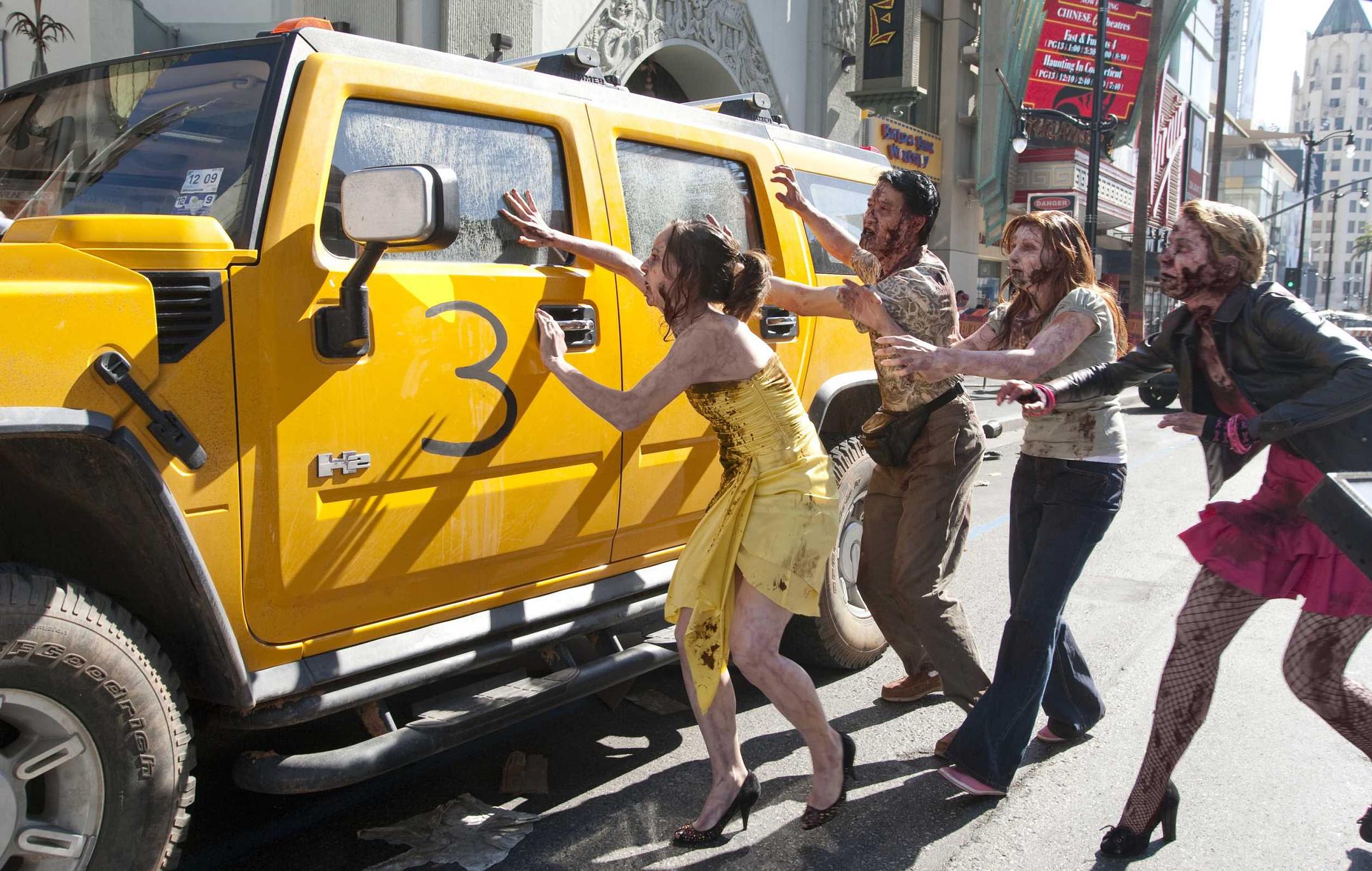 现代丧尸片巅峰之作_经典丧尸电影推荐_生化危机5电影迅雷下载