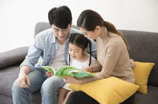 幼儿识字教育_学龄前儿童识字的最佳年龄_家长如何引导孩子趣味识字