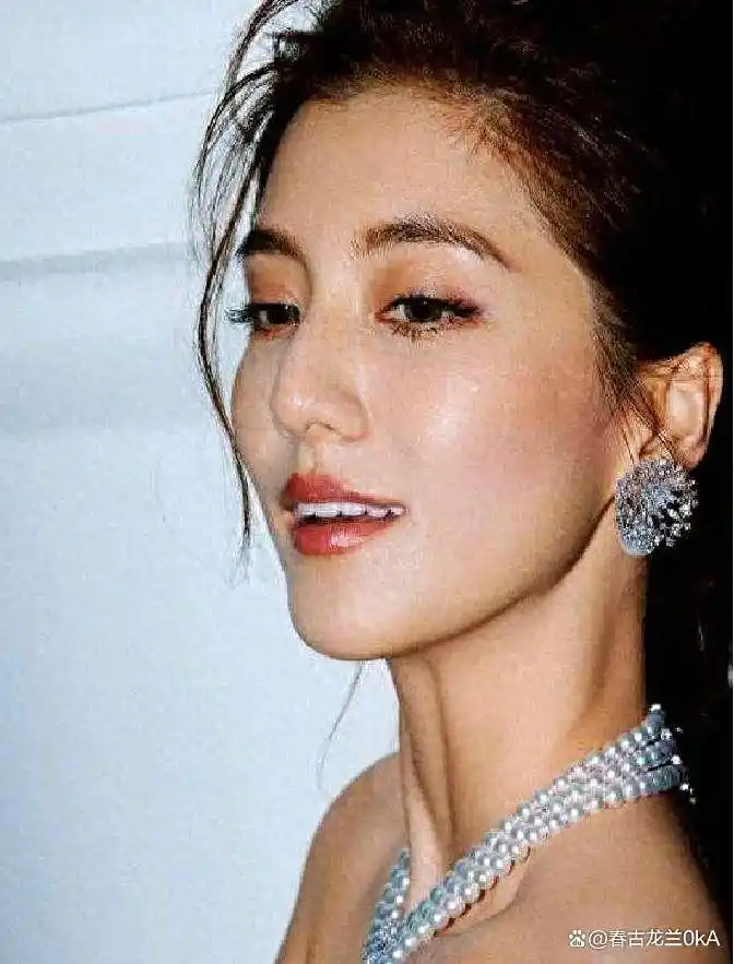 真假猜测热潮下，吴千语孕肚迷案还能反转几次？