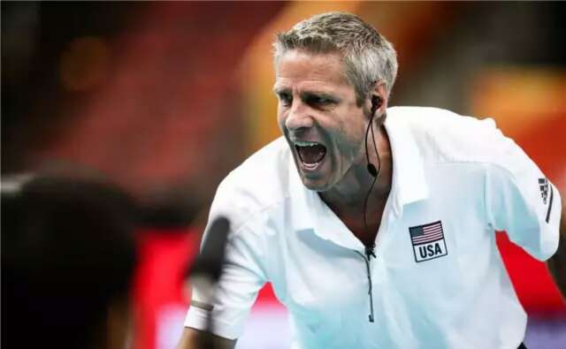 基拉里彻底被折服！再次输给中国女排没想到郎平还有竟还有底牌