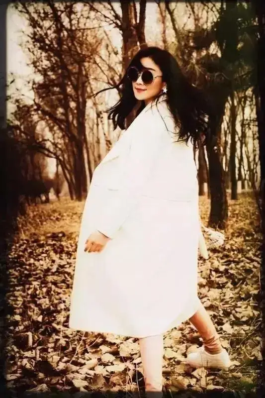 陈怡 非常周末 主持人 生涯经历_陈怡星座