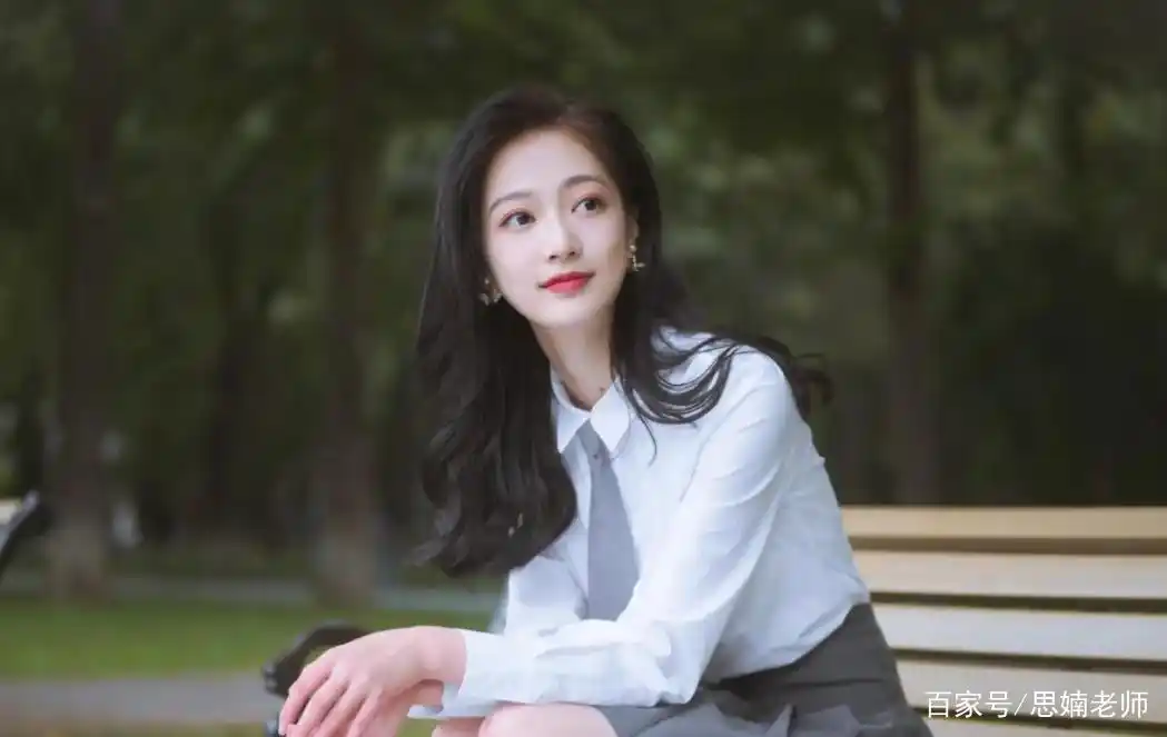 冯琳 复旦大学 保研 毕业照 室友 气质 不俗_冯卓 图片