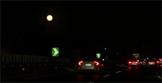 超级月亮观测指南_2024年最后一次超级月亮_千万别错过!“xxxl号”月亮要来了