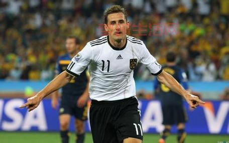 fifa2002经典球员有哪些？这些名字你一定熟悉！