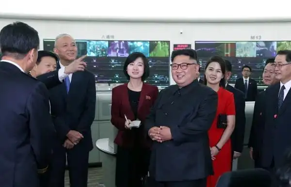 韩媒报道金正恩参观中国农科院，韩媒：为经济建设赴华取经