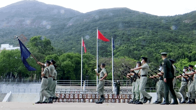 军队为什么要走正步？