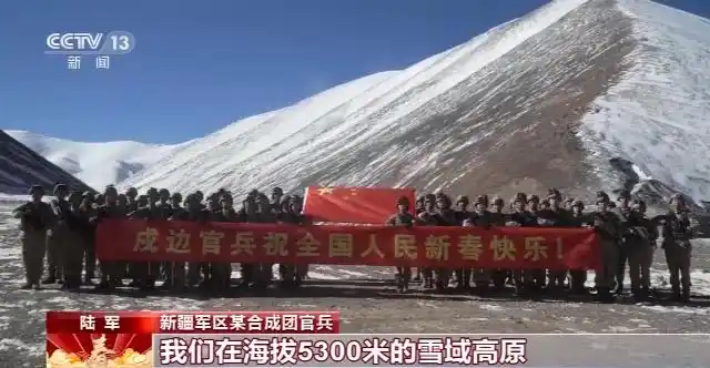 边防军人再次踏上巡逻路_边防官兵风雪巡逻事迹_春节期间喀喇昆仑高原巡逻