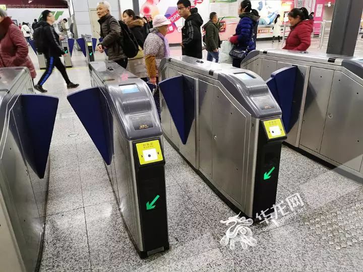 春运长途车站线路扫码墙_重庆北站南广场汽车站热门线路_渝客行网上订票官网下载