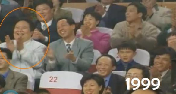 春晚笑脸哥是谁_春晚钉子户冯巩_冯巩春晚缺席