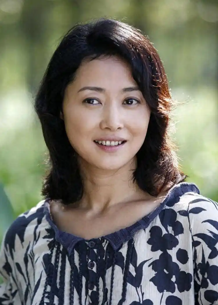 回顾刘蓓：三婚再嫁张健，亲儿子是她的开心果，继子却让她苦恼