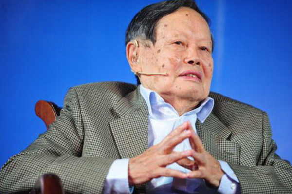 杨武之与杨振宁断绝父子关系_杨振宁父亲杨武之劝说回国_杨振宁与国内联络情况