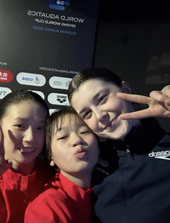 全红婵回应复出夺冠：我真棒_全红婵回应网友评论破防_全红婵跳水世界杯8金3银1铜