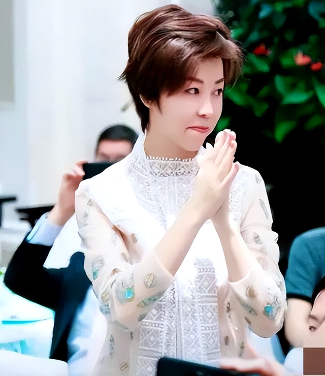 张怡宁老公徐威近照_张怡宁徐威婚姻故事_张怡宁年龄差婚姻启示