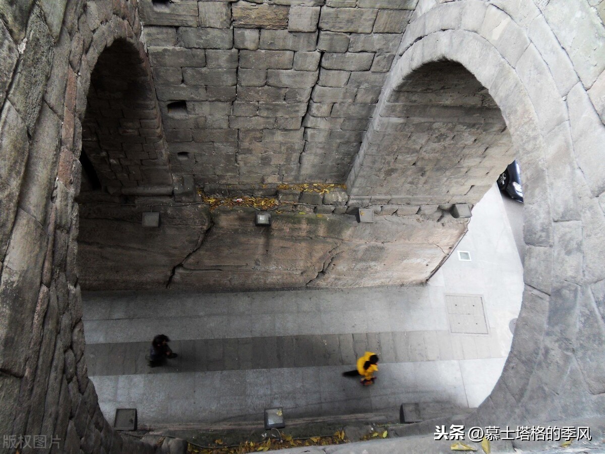 洪崖洞历史_洪崖洞夜景_重庆洪崖洞在哪里