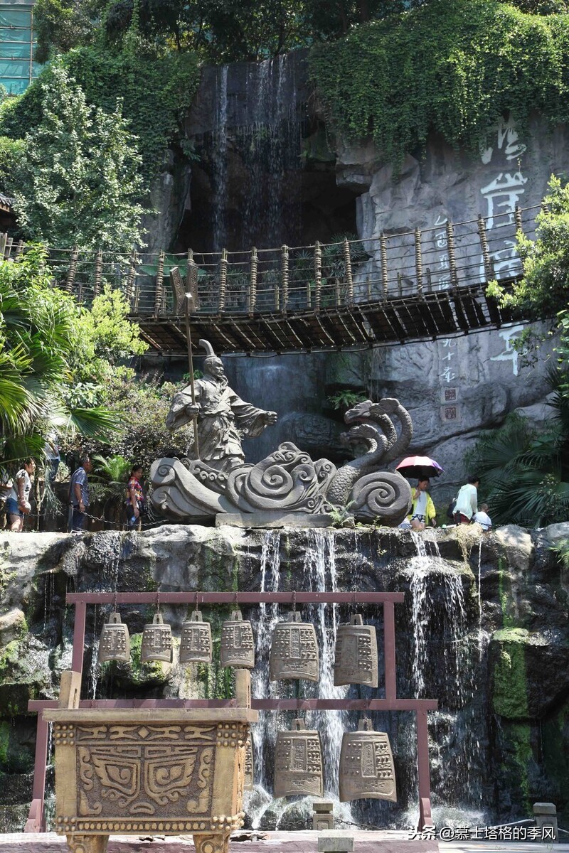 洪崖洞夜景_重庆洪崖洞在哪里_洪崖洞历史