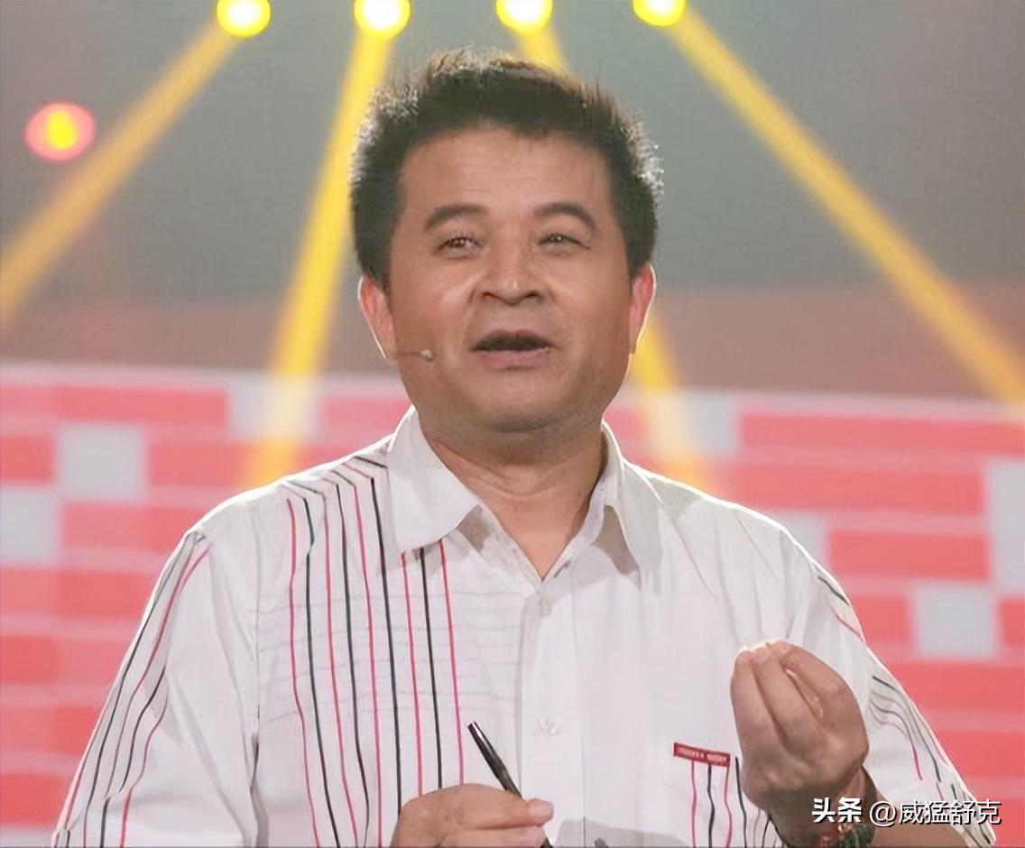 毕福剑跌落神坛经历_饭局门毕福剑_毕福剑央视星光大道被封杀原因