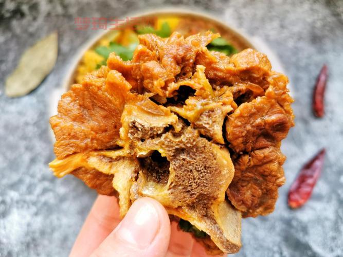 羊蝎子是啥？听说是羊身上好吃又滋补的部位！