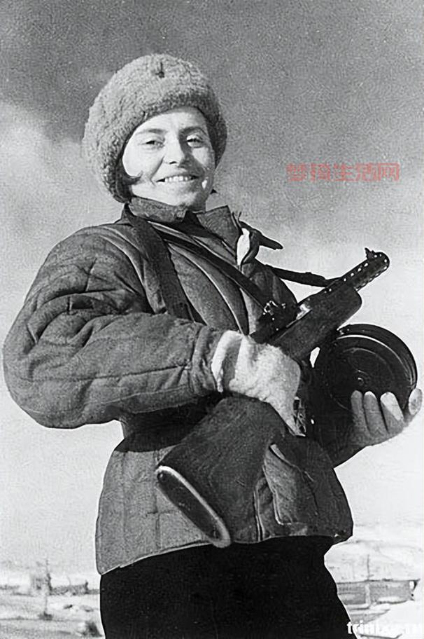 二战狙击手不能玩？了解这段历史，尊重逝者！