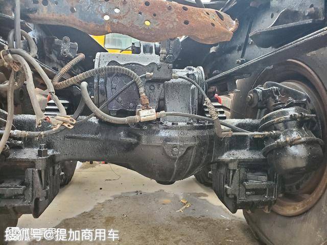 MACK R系列卡车_18轮大卡车穿越美国中文版_马克R系卡车历史