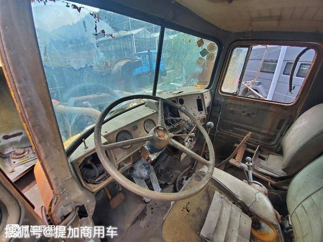 马克R系卡车历史_18轮大卡车穿越美国中文版_MACK R系列卡车