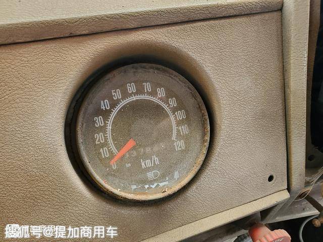 马克R系卡车历史_MACK R系列卡车_18轮大卡车穿越美国中文版