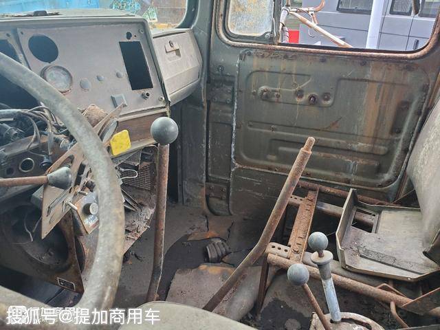 18轮大卡车穿越美国中文版_马克R系卡车历史_MACK R系列卡车