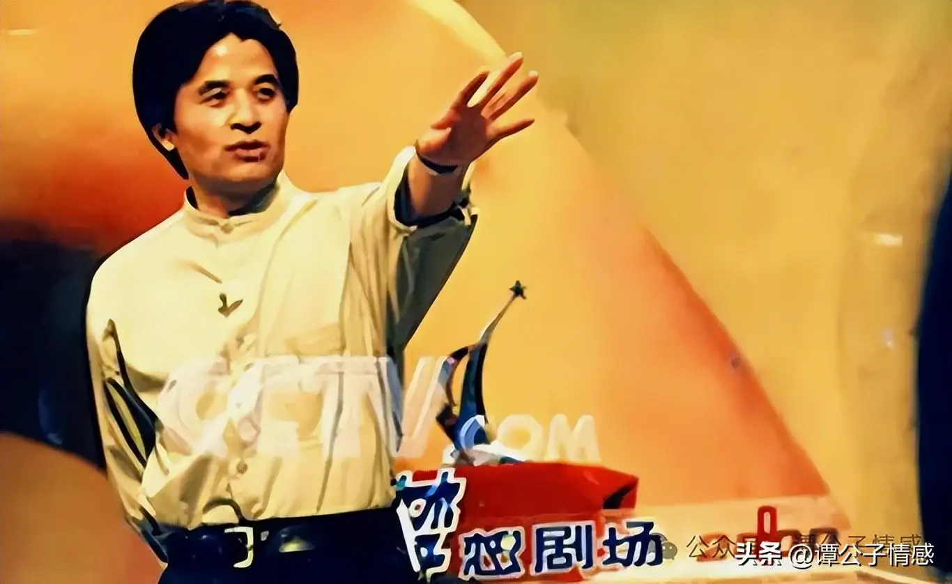 毕福剑近照邋遢显憔悴_毕福剑退休后生活_饭局改变命运毕福剑