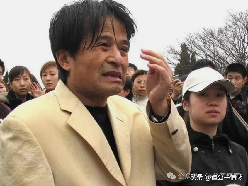 饭局改变命运毕福剑_毕福剑退休后生活_毕福剑近照邋遢显憔悴