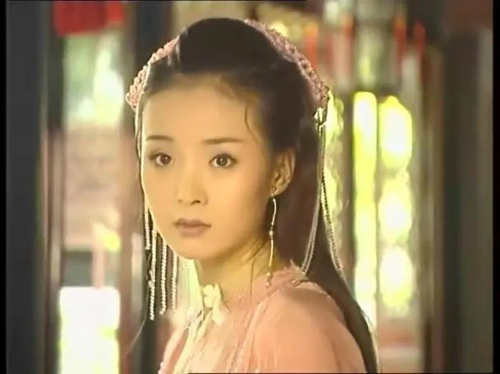 王艳还珠格格晴儿经历_王艳嫁给王志才故事_王志才比王艳大多少