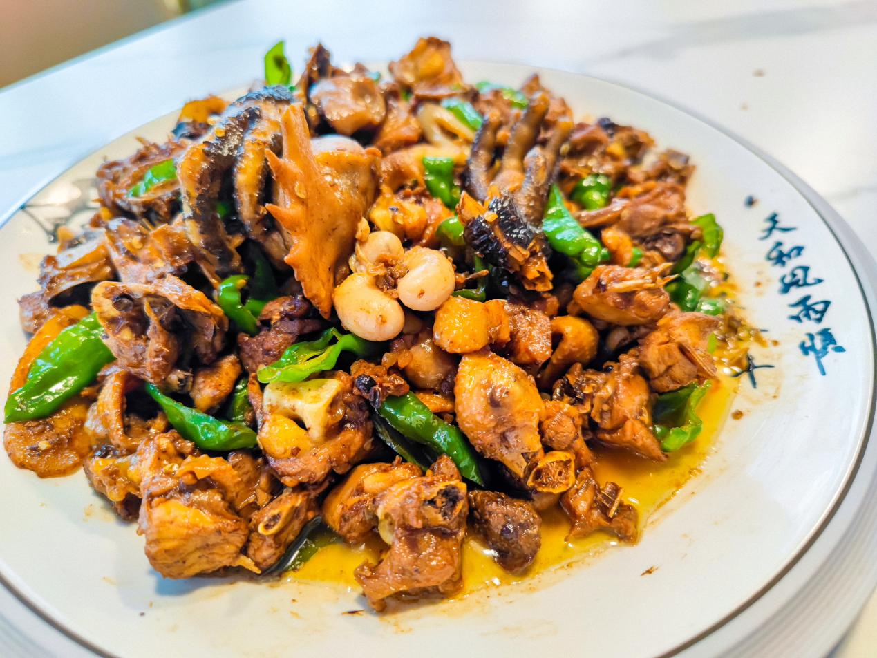枣庄辣子鸡：沧桑百年背后的味道传奇