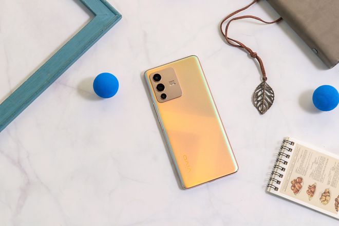 vivo S12 Pro一亿像素主摄拍照体验_vivo S12 Pro天玑1200性能跑分_vivo的网络表现形式