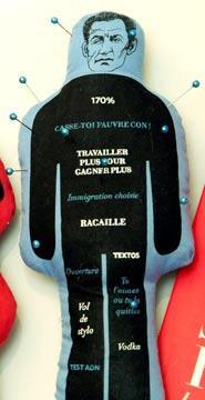 萨科齐为原型的巫毒娃娃