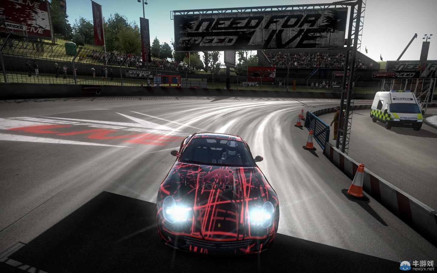 《极品飞车13：变速》自称史上画面最棒的赛车游戏