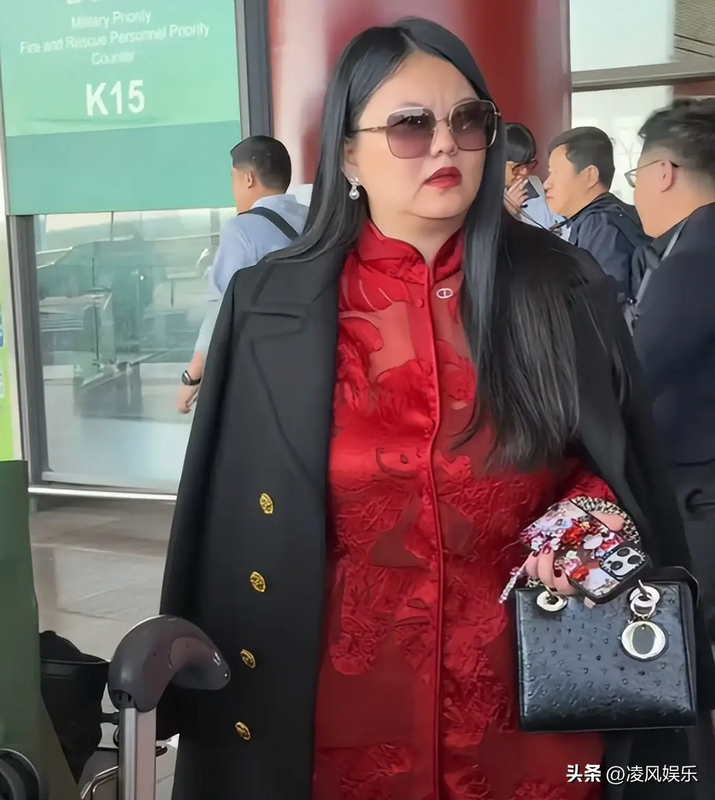 何炅面容变化_何炅回应衰老焦虑:准备再干三四十年_何炅衰老焦虑