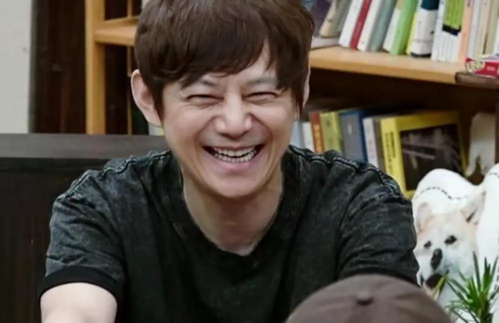 何炅回应衰老焦虑：准备再干三四十年_何炅变老_何炅中年困境