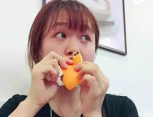 漂亮学生妹_中国球星恋爱对象 学生妹魅力分析 大学女友选择