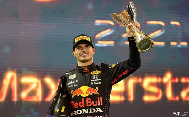 与世界冠军同场竞技 iRacing赛车模拟器