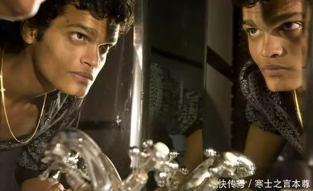 贫民窟的百万富翁 贾马尔 失踪的女朋友拉提卡_印度电影贫民窟的百万富翁