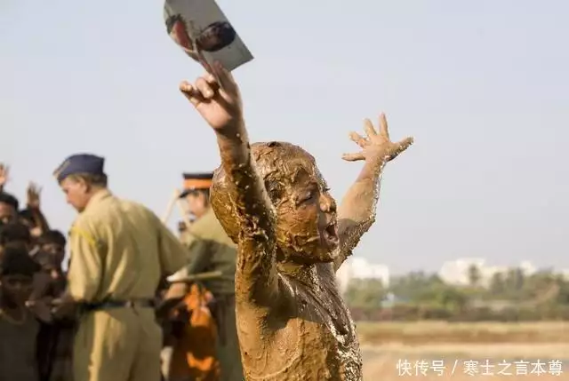贫民窟的百万富翁 贾马尔 失踪的女朋友拉提卡_印度电影贫民窟的百万富翁