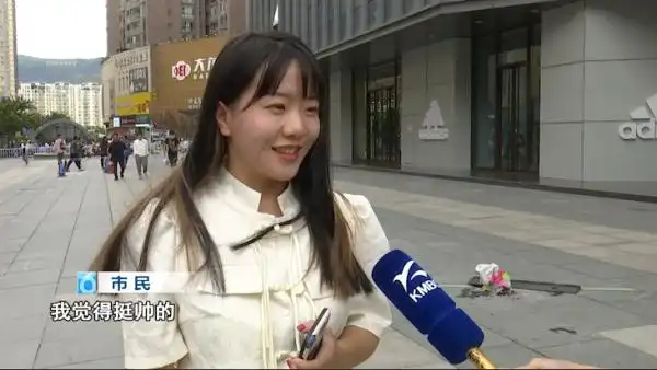 昆明男性美甲师清凉穿着 网友评论 美甲店引流策略_昆明找男s联系方式
