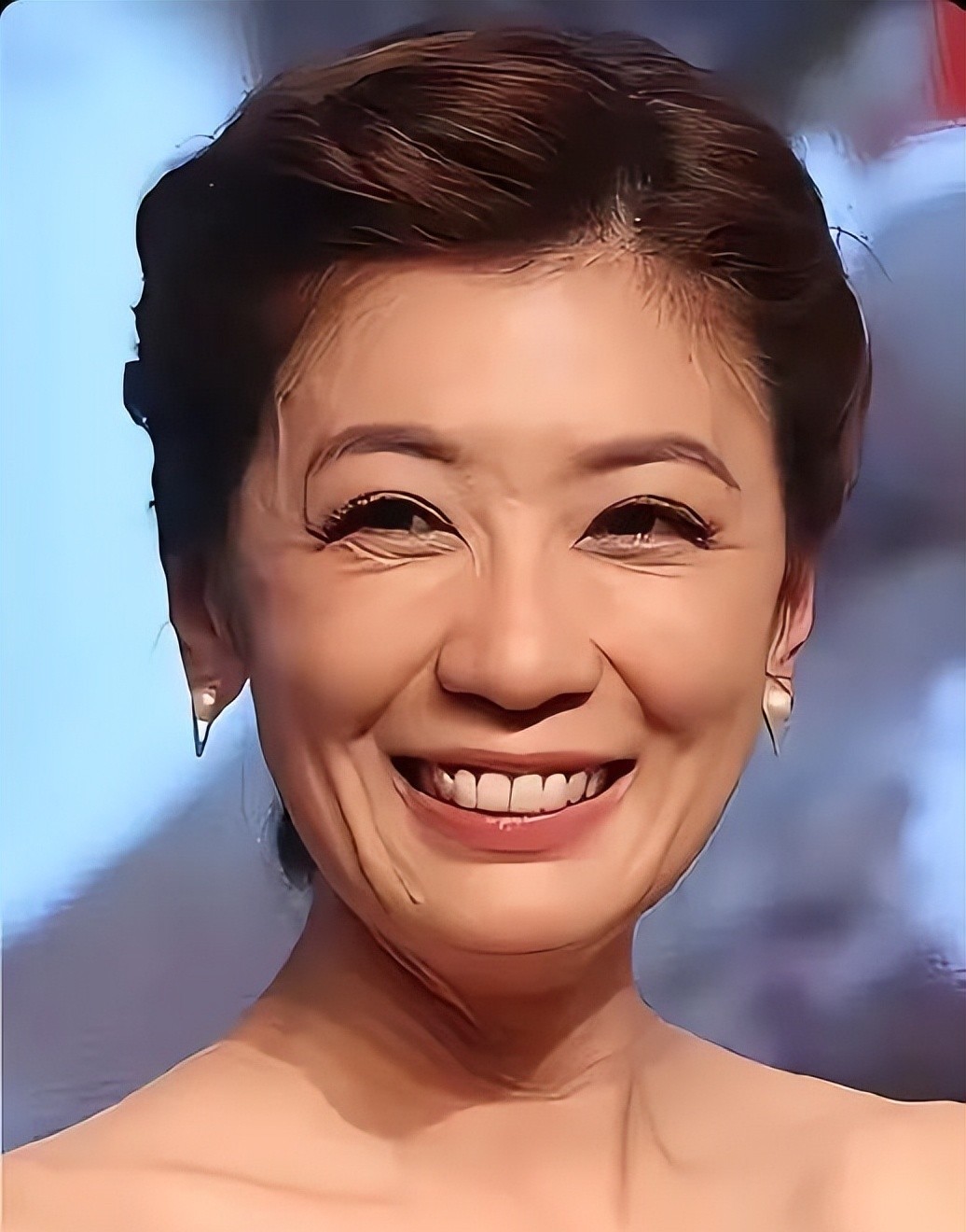 明星发型_明星生图真实长相_精修图VS生图对比