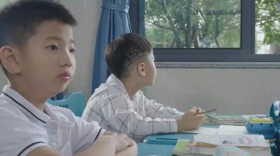 孩子专注力差怎么办_如何提升孩子专注力_孩子上课注意力不集中怎么办