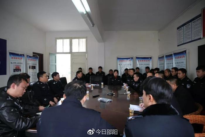 邵东灵官殿镇发生袭警事件 多名警察受伤
