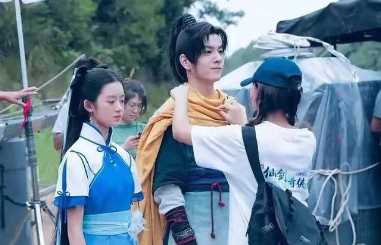 新仙剑奇侠传杀青短剧_黄杨钿甜赵灵儿演技评价_新仙剑