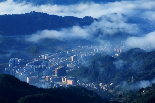 桂东荣获中国最佳生态旅游示范县称号 新华网_桂东中药材种植 国家地理标志证明商标 桂东康养避暑旅游