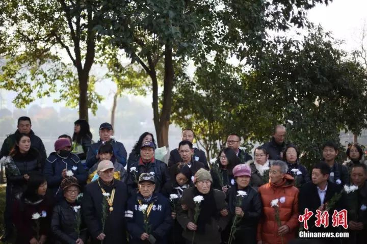 南京大屠杀死难者国家公祭日_侵华日军南京大屠杀遇难同胞纪念馆直播_中央13新闻联播12月13日南京大屠杀公祭日视频